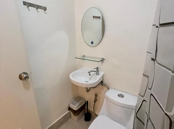 Khrisdem Unit Aparthotel Manila